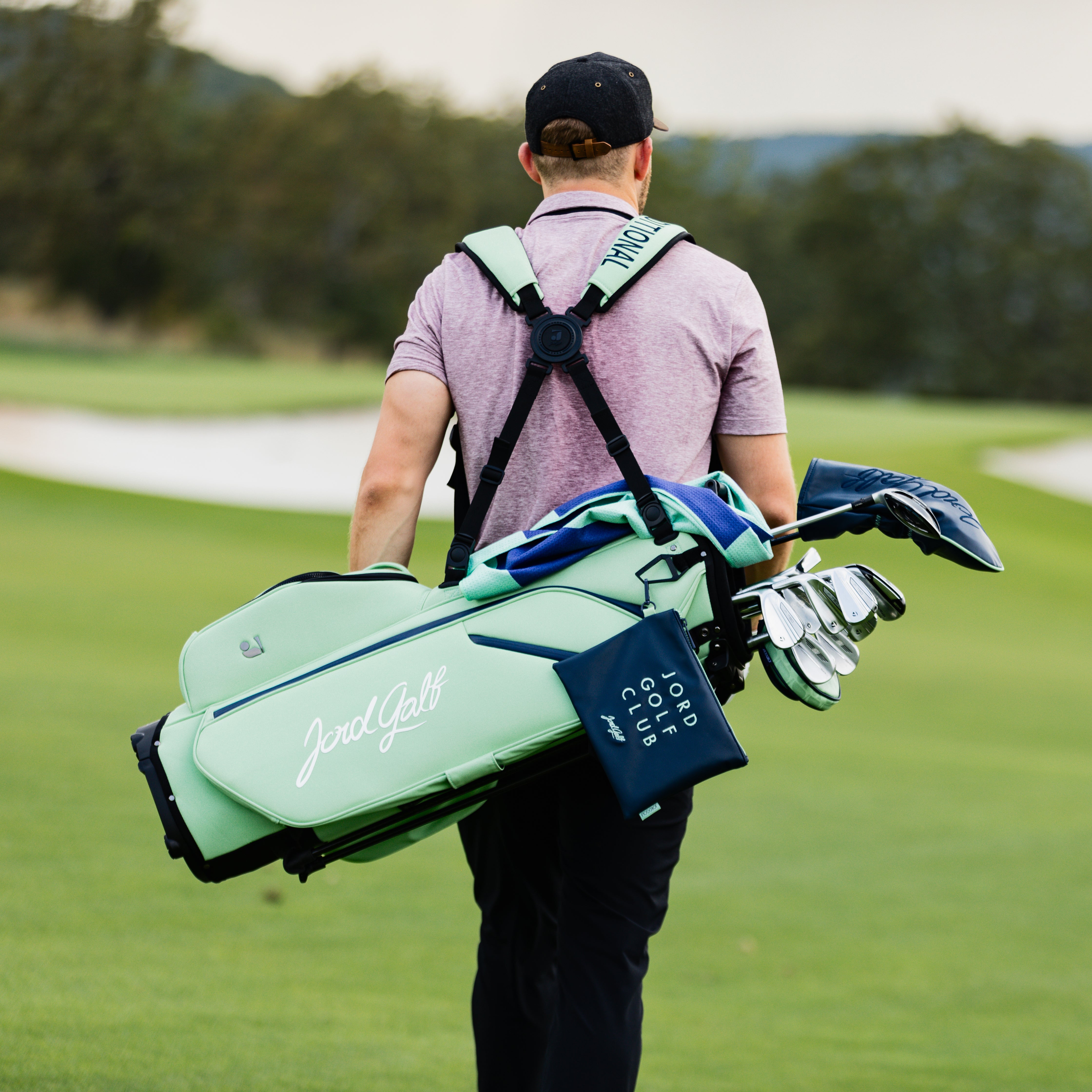 Fairway Golf Bag - Apple Leather