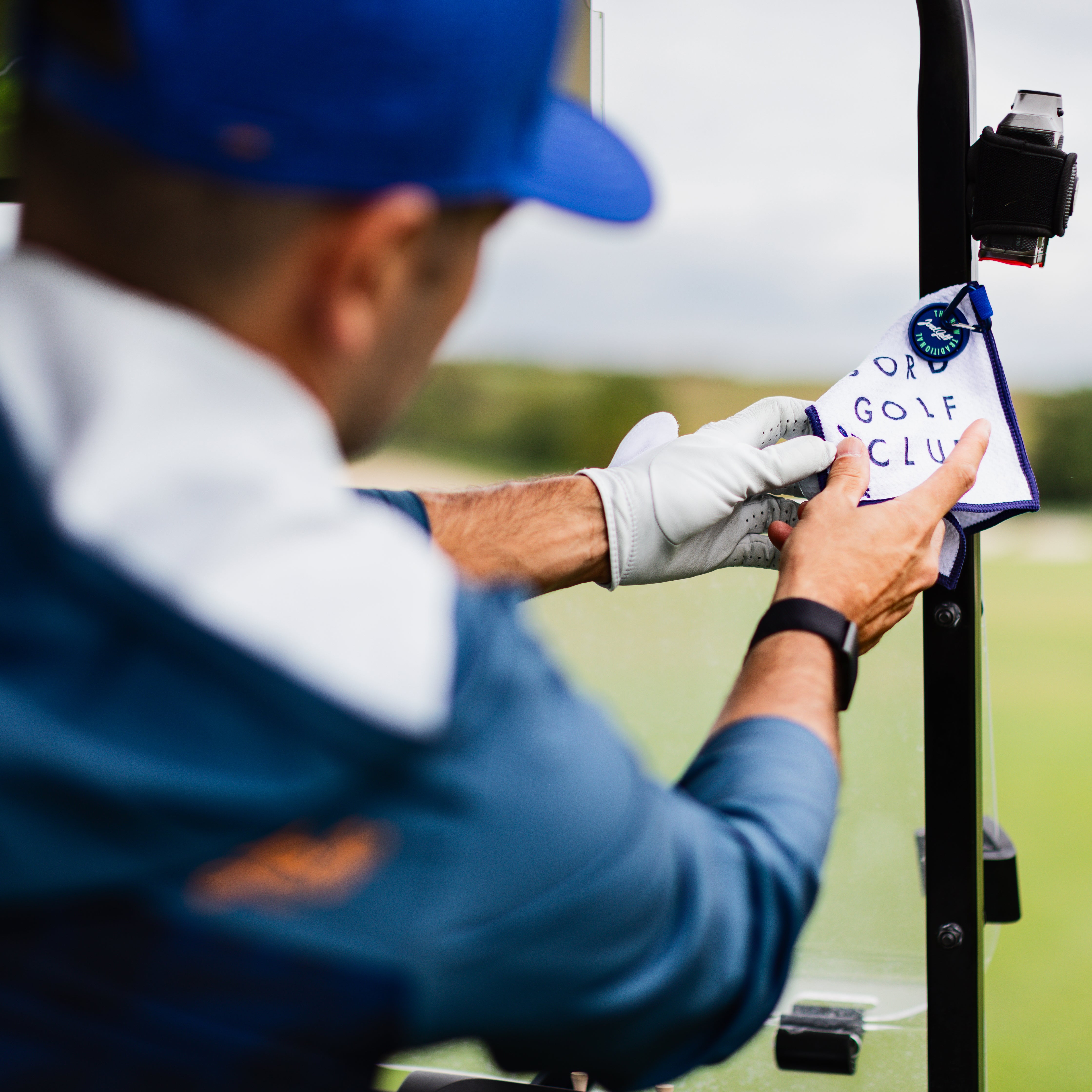 "THE DROP" Exclusive - JORD Golf Ball Towel & Balls